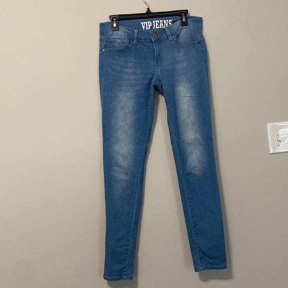 VIP JEANS - Picture 2 of 2